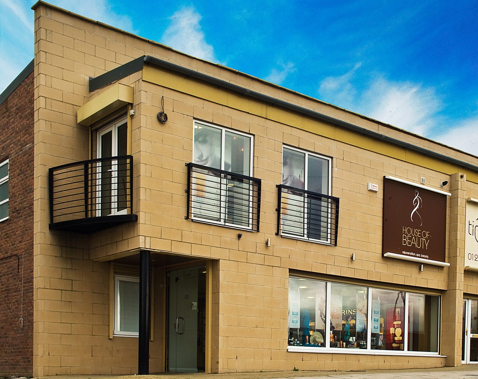 Gallery House of Beauty